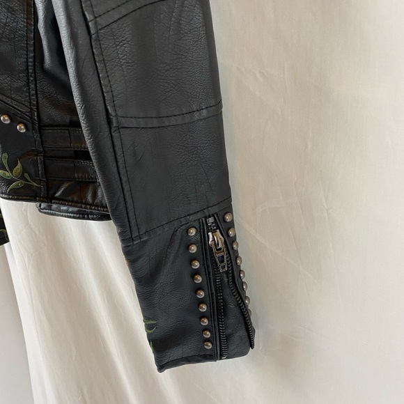 BLANK NYC Embroidered Floral Moto Jacket - Picture 9 of 10